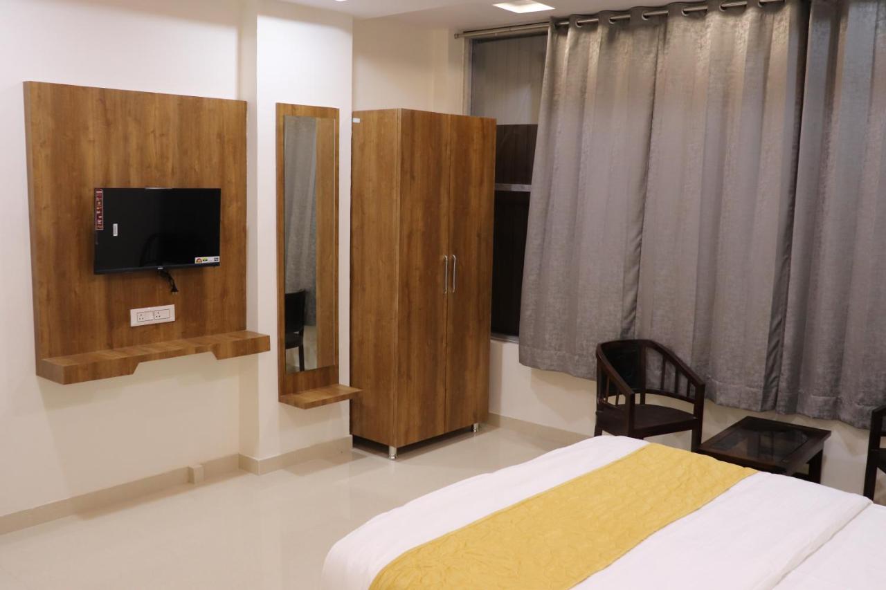 Hotel Jmb Dźodhpur Zewnętrze zdjęcie