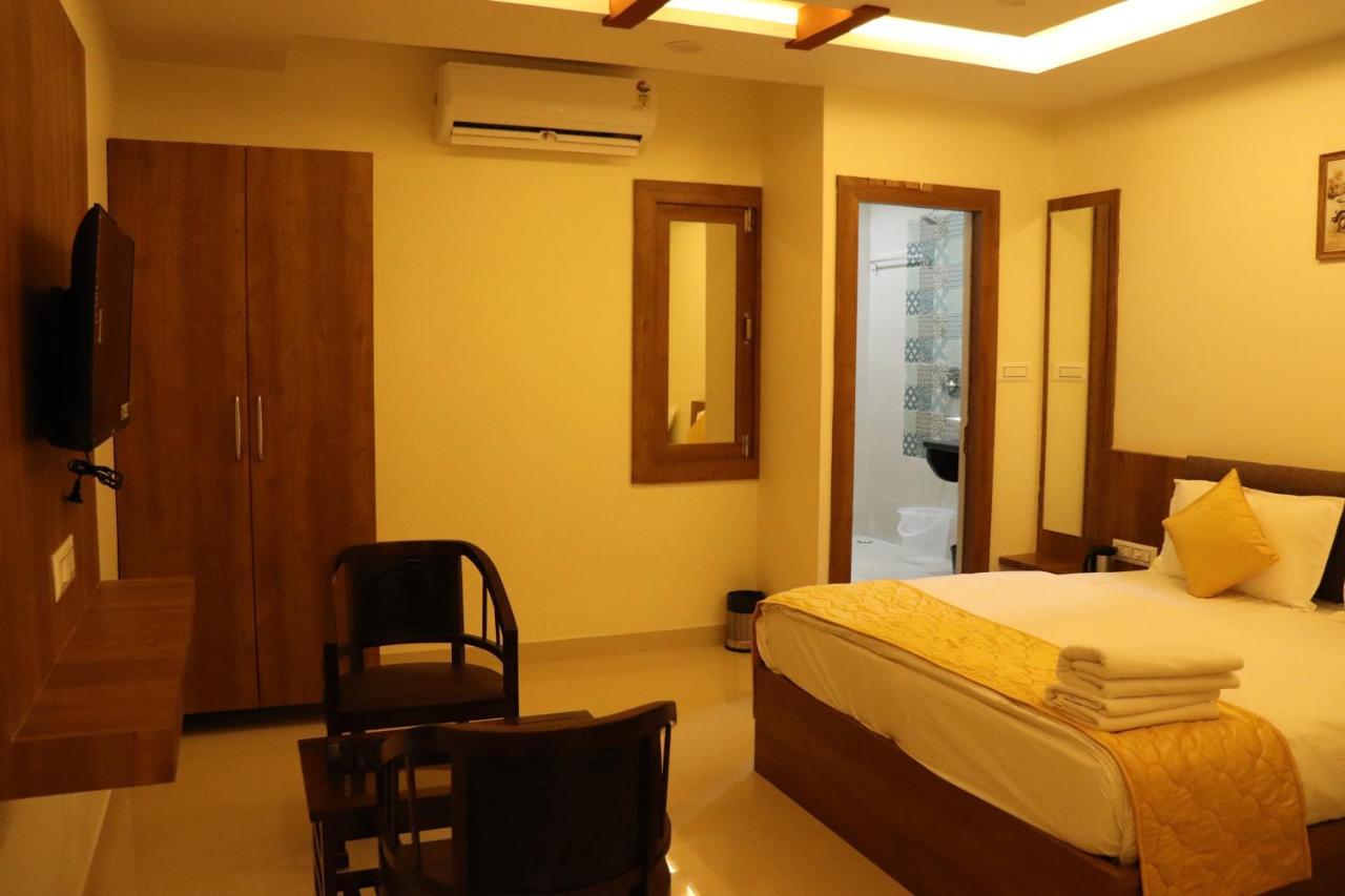 Hotel Jmb Dźodhpur Zewnętrze zdjęcie